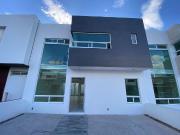 Se Vende Casa en El Refugio, 4ta Recamara en PB, 4...