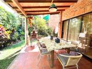 EN VENTA CASA ENVIGADO LOMA DEL ESMERALDAL CERCA A LA...