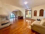 Se vende casa en excelente ubicación residencial de La...