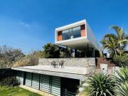 SE VENDE CASA EN EXCLUSIVO CLUB DE GOLF
