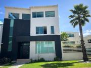 SE VENDE CASA EN FRACC. RESIDENCIAL LA LUZ PACHUCA HGO