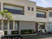 Se vende casa en fraccionamiento Lomas Virreyes modelo...