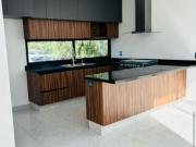 SE VENDE CASA EN GRAND JURIQUILLA