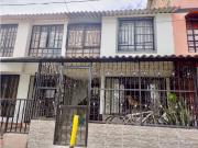 Se vende casa en GUADUALES DE LA VILLA vehicular. Sur de...