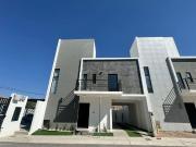 Se vende casa en Hacienda Monterrey