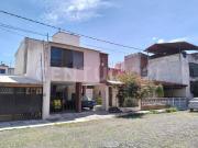 Se vende casa en Huertas del Sol de 2 niveles