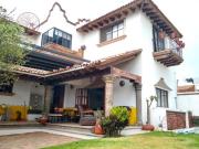 Se vende casa en Jardines de Ahuatlán