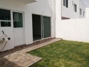 Se Vende Casa en Juriquilla, San Isidro, 3 Recamaras, Jardín