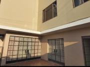 SE VENDE CASA EN LA AV. CONDE DE NIEVA ESQUINA