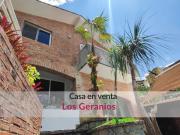 Se vende casa en La Boyera en calle privada