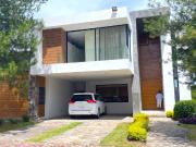 SE VENDE casa en La Campiña del Bosque