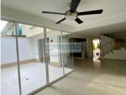 Se vende casa en la Castellana