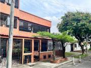 SE VENDE CASA EN LA FLORA SE VENDE CASA EN LA FLORA