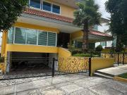 SE VENDE CASA EN LOMA DE VALLE ESCONDIDO