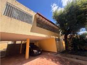 Se vende casa 493m2 Lomas de Chuao 1247 Se vende casa 493m2 Lomas de Chuao 1247