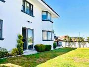 Se vende casa en Lomas De Valle escondido