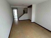 SE VENDE CASA EN LOS HÉROES SE VENDE CASA EN LOS HÉROES