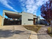 Se vende casa en Lujan de cuyo, apta credito