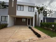 SE VENDE CASA EN MAGNIFICO RESIDENCIAL CON AREAS RECREATIVAS