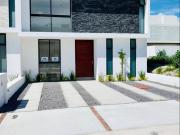 SE VENDE CASA EN MARQUES DE LA VILLA DEL VILLAS, CENTRO...