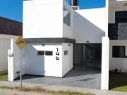 Se Vende Casa en Montecasino