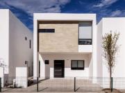 SE VENDE CASA EN NUEVO SECTOR FRACC. BOSQUES MOD. ENCINO