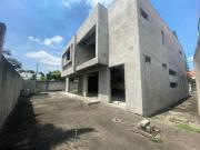 Se vende Casa en obra gris en Puerto Azul
