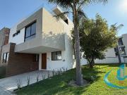 SE VENDE CASA EN PARQUE VERACRUZ, LOMAS DE ANGELOPOLIS