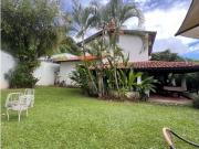 Se vende casa en Prados del Este 500m2 4H+s/5b/5p