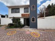 SE VENDE CASA EN PRIVADA EN LA COLONIA EL VENADO