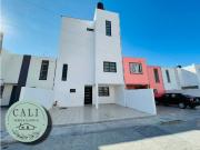 Se VENDE casa en Privada San Francisco, Mineral de la...