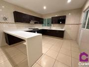 Se vende casa en Queretaro Juriquilla Vig. 24hrs amplias...