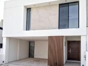 Se Vende Casa en Residencial Albaterra