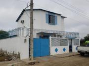 Se vende Casa en Salinas Urb. Puertas del sol
