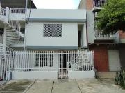 Se vende casa en samanes de Guadalupe de tres pisos