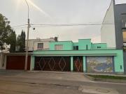 Se Vende casa en San Borja, a Espalda Av. Aviación con...