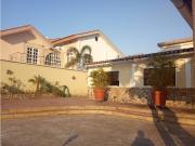 SE VENDE CASA EN SAN DIEGO