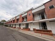 SE VENDE CASA EN SANTA CLARA DE LAS VILLAS