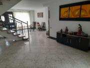 se vende casa en sector de la villa