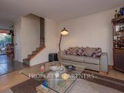 Se vende casa en seguro barrio y con hermosa vista...