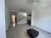SE VENDE CASA EN SM 57 RESIDENCIAL AMERICAS DE 2 NIVELES...