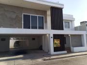 SE VENDE CASA EN VERONA RESIDENCIAL