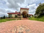 SE VENDE CASA EN YERBABUENA