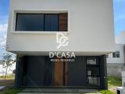 SE VENDE CASA EN ZANÁ