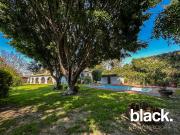 SE VENDE CASA EN ZAVALETA CON ALBERCA