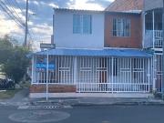 Se vende casa esquinera!