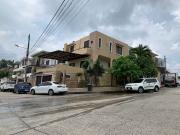 Se Vende Casa Esquinera con Amplias Áreas Sociales en...