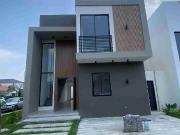 Se vende casa esquinera en Ciudad Celeste