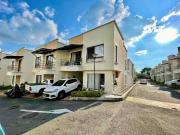 Se Vende casa esquinera sector Av 19 Norte