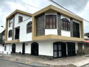SE VENDE CASA ESQUINERA SECTOR LOS NARANJOS ARMENIA QUINDIO